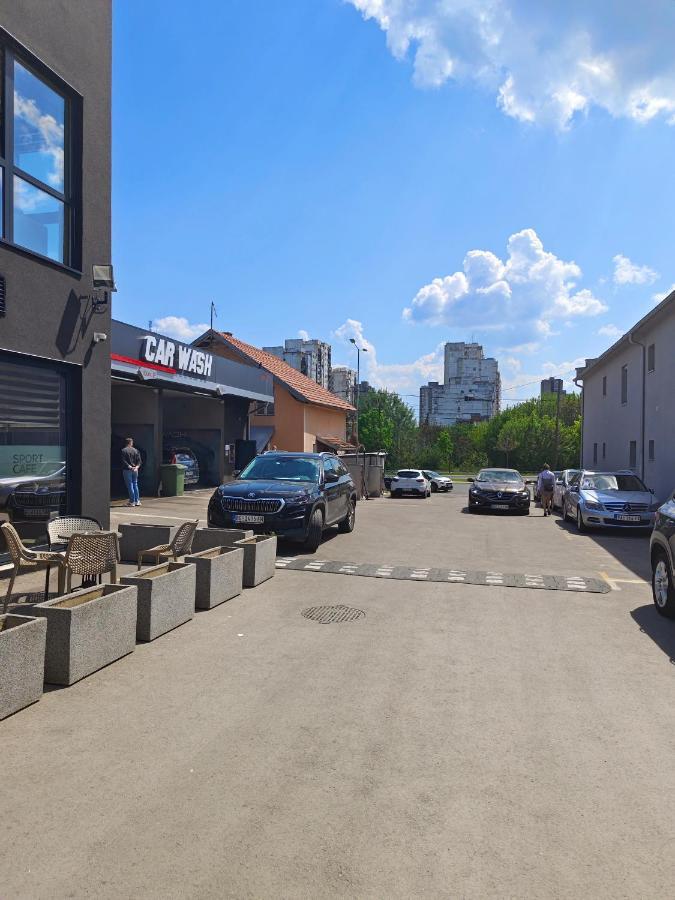 H.T Hotel Belgrad Exterior foto