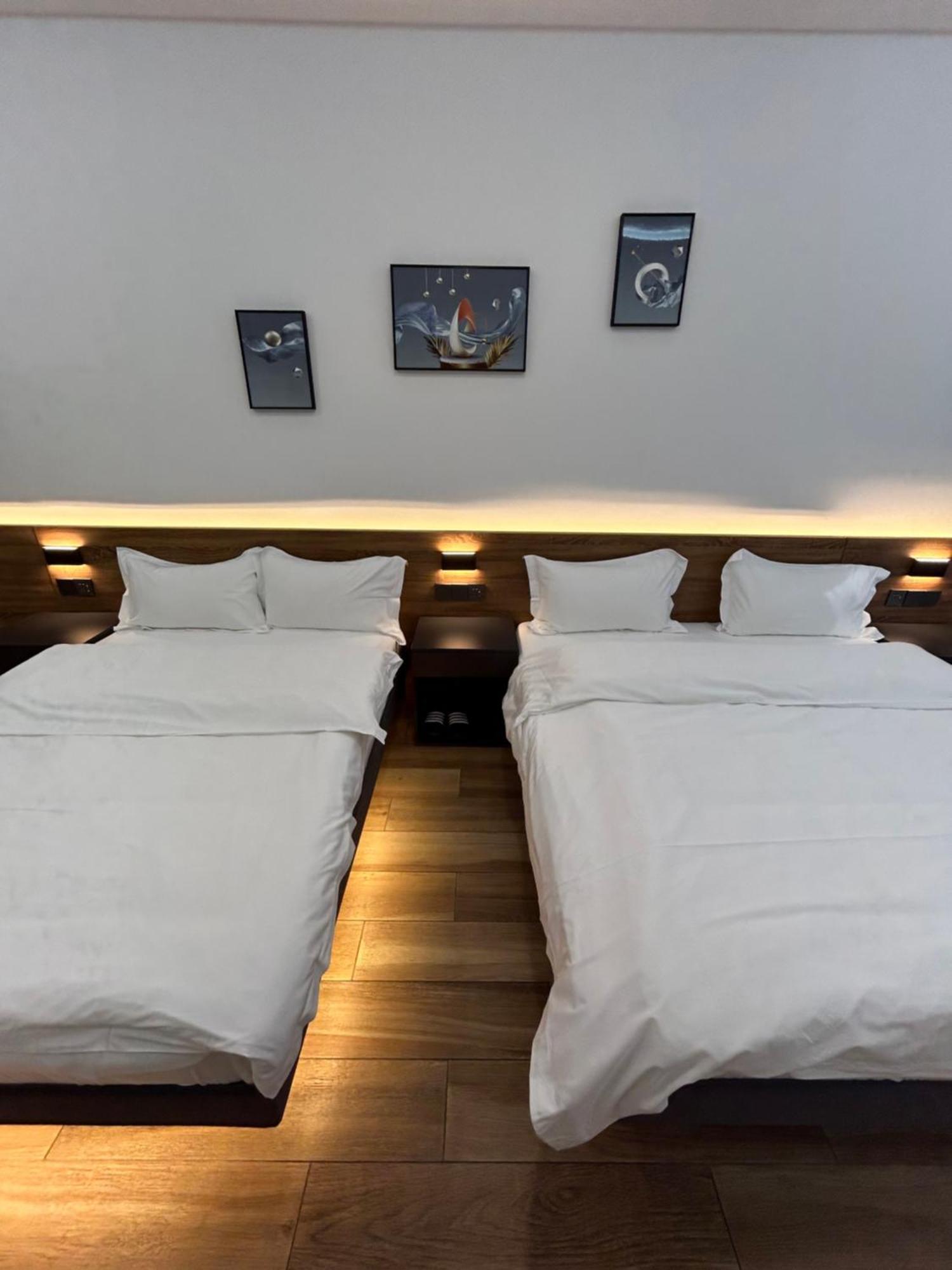 H.T Hotel Belgrad Exterior foto
